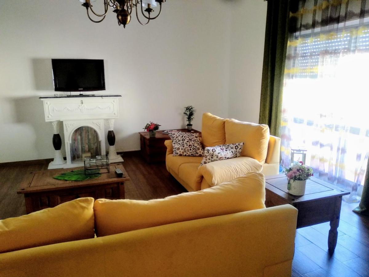 Tugaplace Bed & Breakfast Монтижу Екстериор снимка